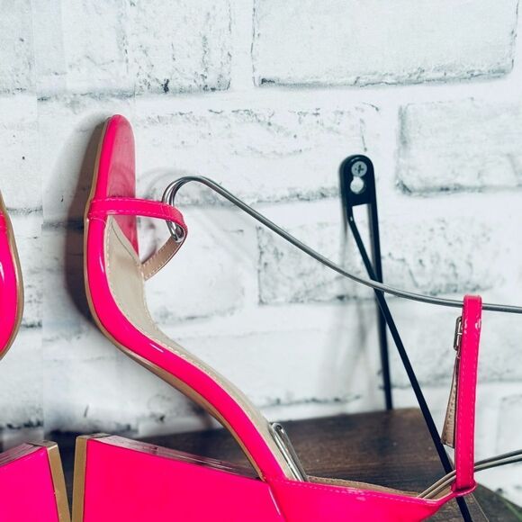 Bella Marie Hot Pink Patent High Block Heels 
Size 6 👠 🩷 - Picture 3 of 11